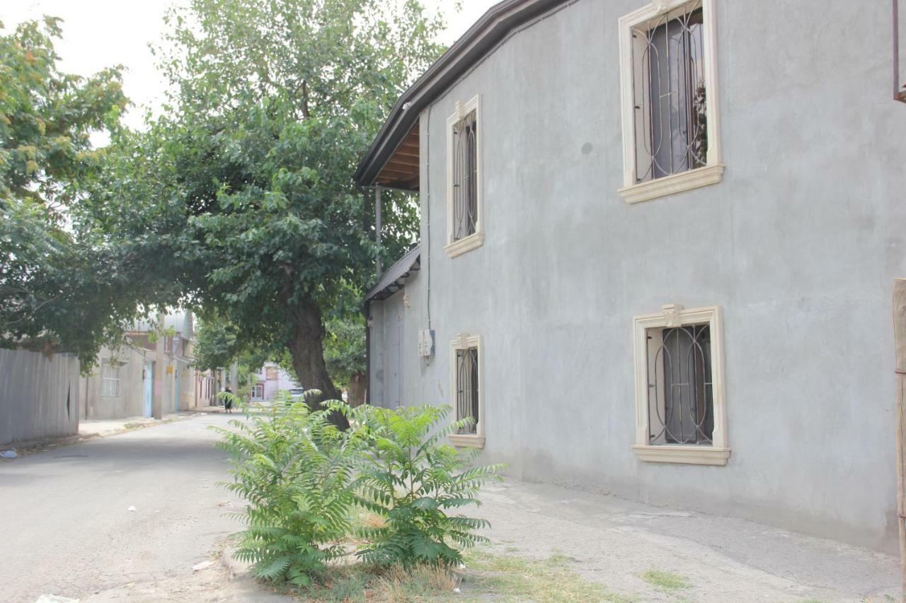 Ganja Apartment Bagian luar foto