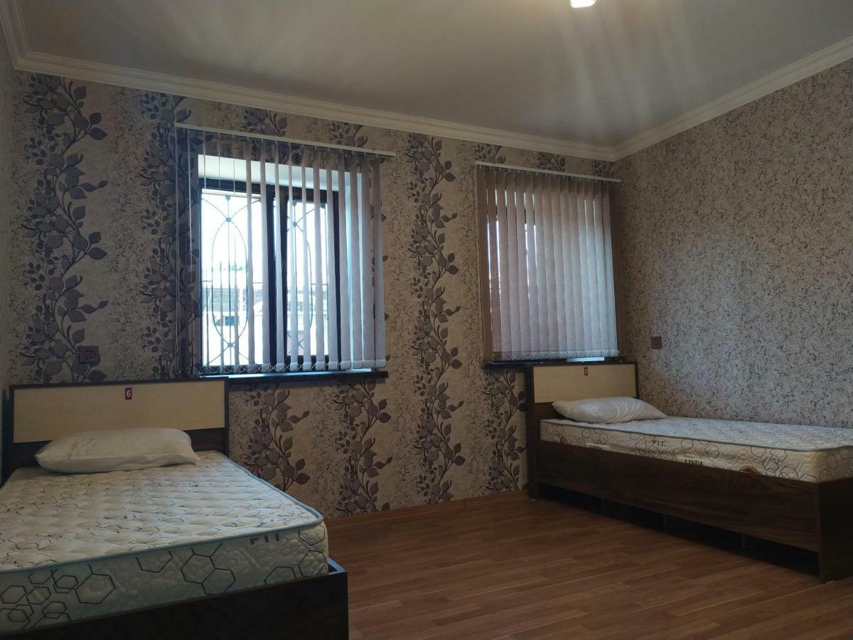 Ganja Apartment Bagian luar foto