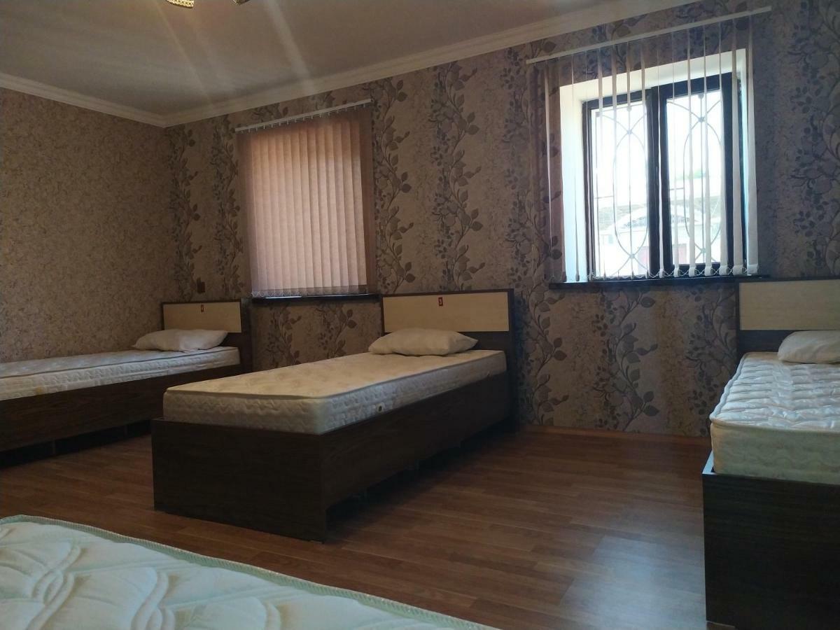 Ganja Apartment Bagian luar foto